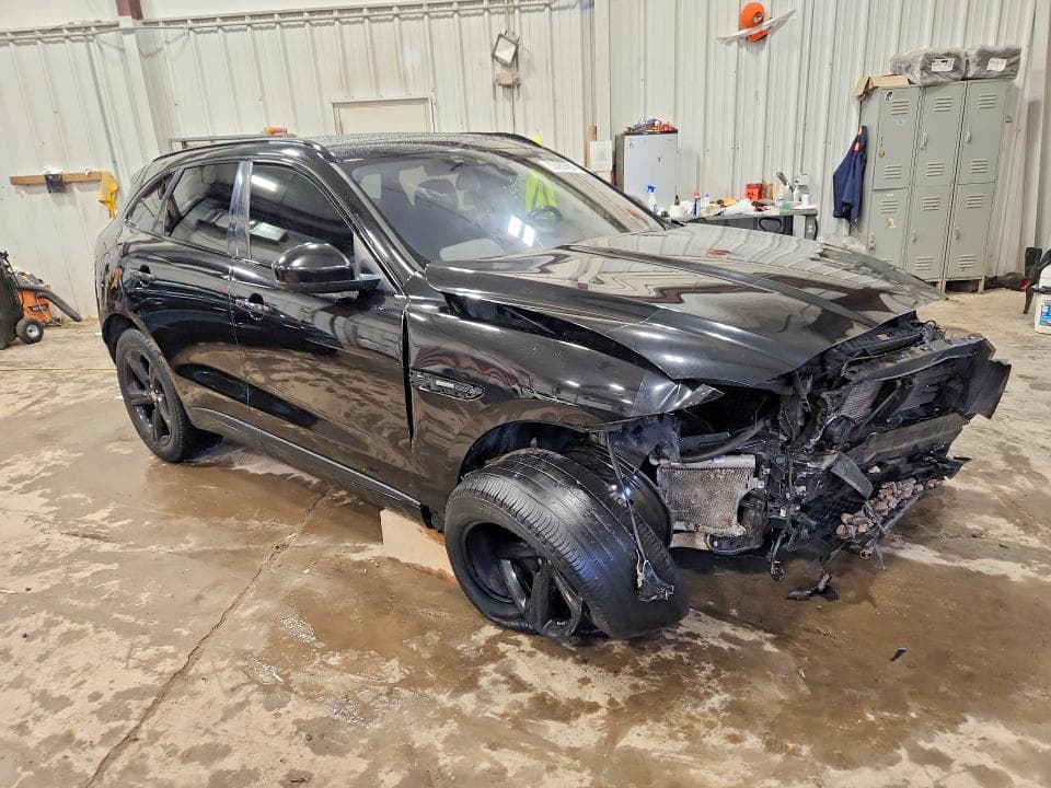 2018 JAGUAR F-PACE R - SPORT 4