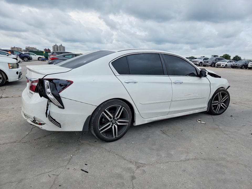 2017 HONDA ACCORD SPORT 3