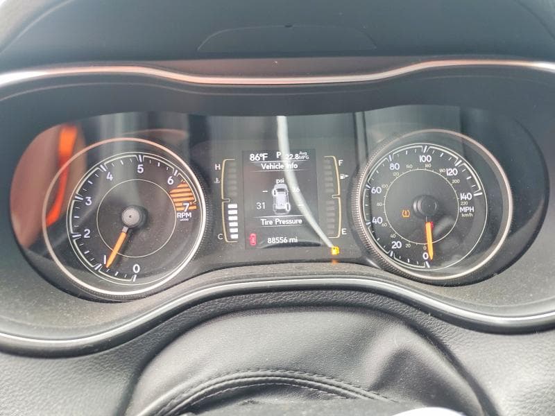 2019 JEEP CHEROKEE LATITUDE PLUS 9