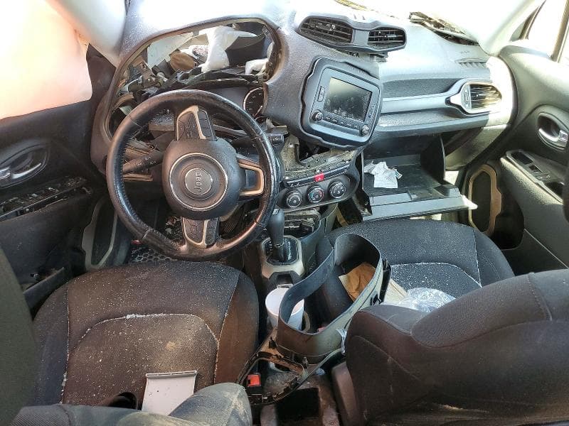 2017 JEEP RENEGADE LATITUDE 8