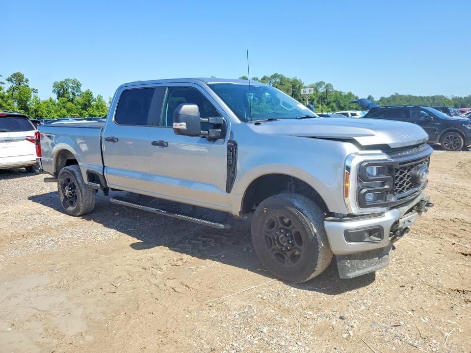 2024 FORD F250 SUPER DUTY 4