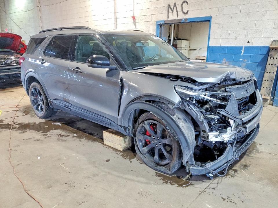 2024 FORD EXPLORER ST 4