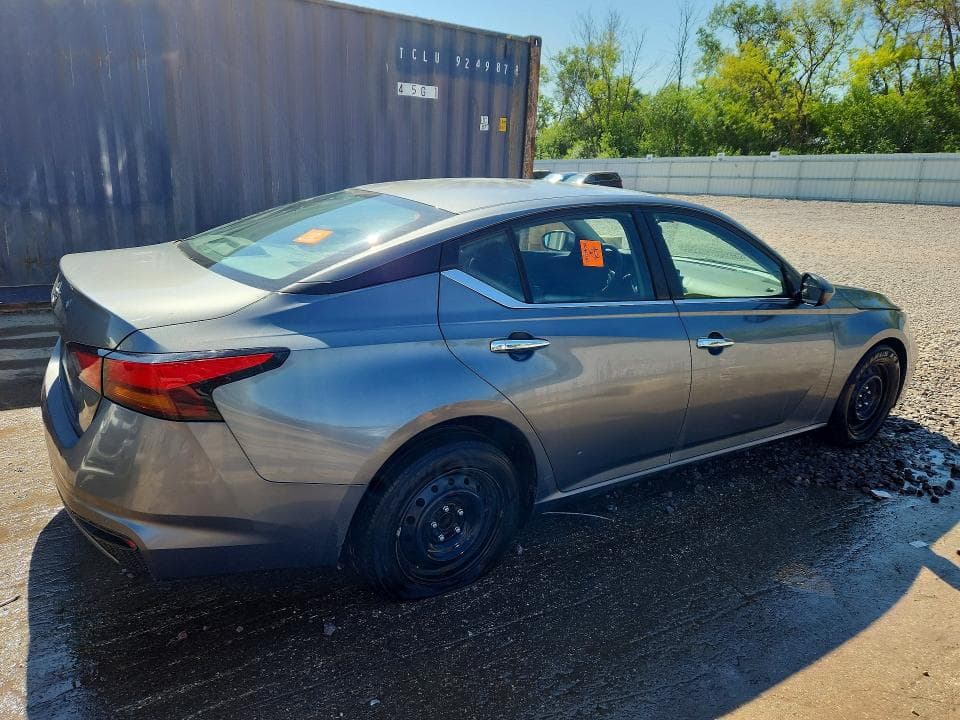 2023 NISSAN ALTIMA S 3