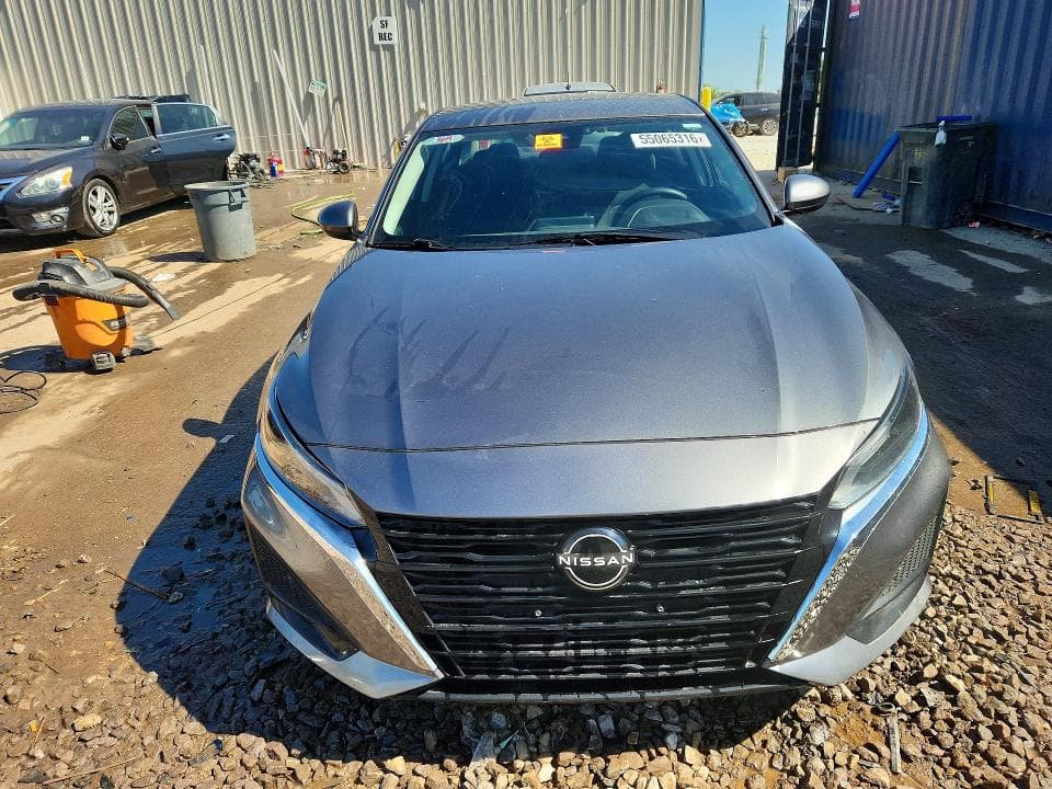 2023 NISSAN ALTIMA S 5