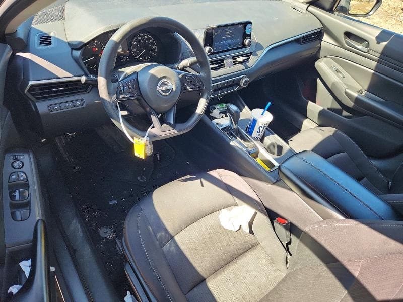 2023 NISSAN ALTIMA S 8