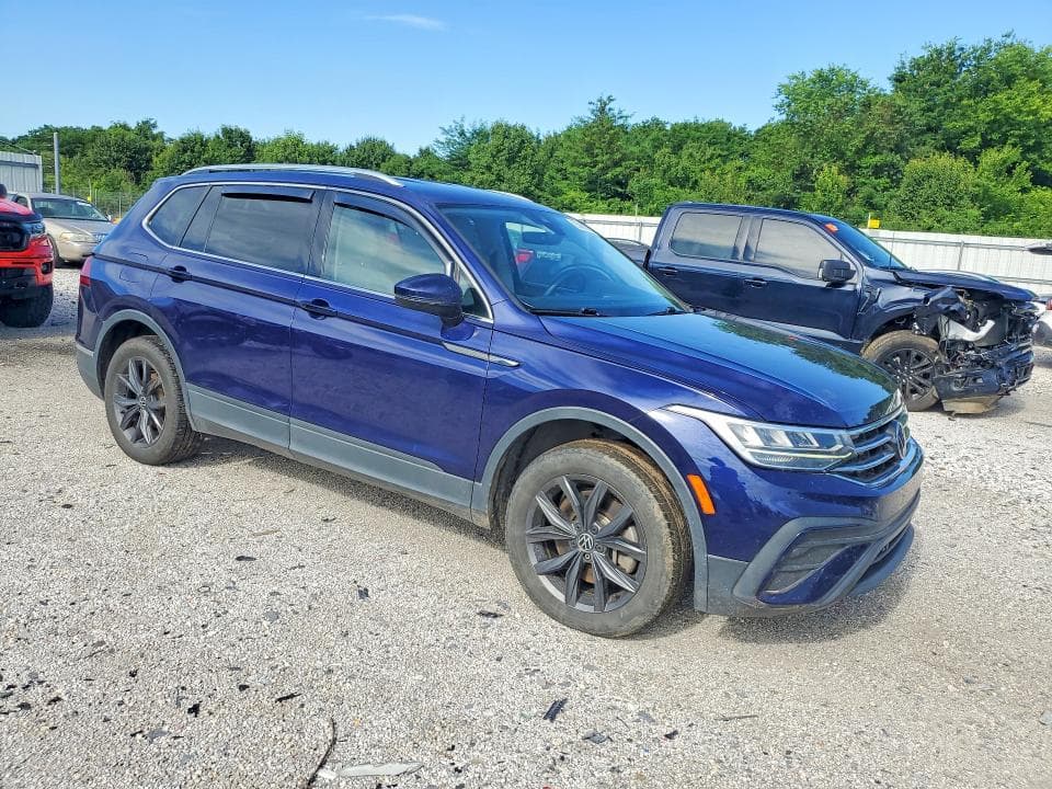 2022 VOLKSWAGEN TIGUAN SE SE 4