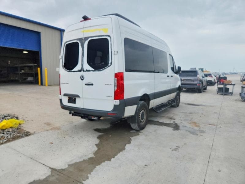 2025 MERCEDES-BENZ SPRINTER 2500 4