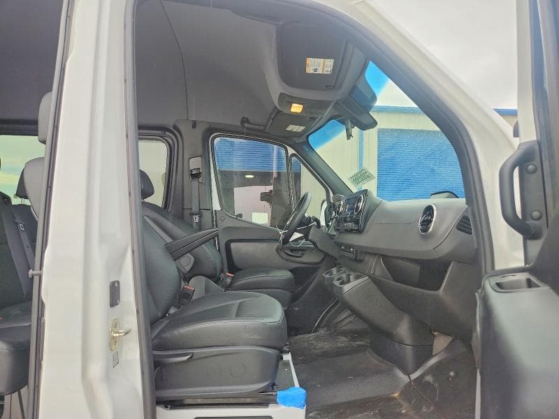 2025 MERCEDES-BENZ SPRINTER 2500 5
