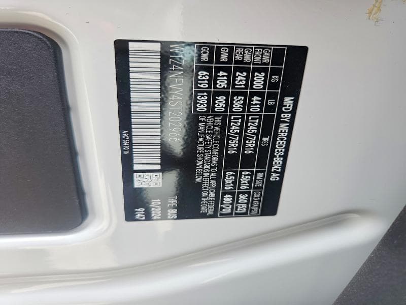 2025 MERCEDES-BENZ SPRINTER 2500 10