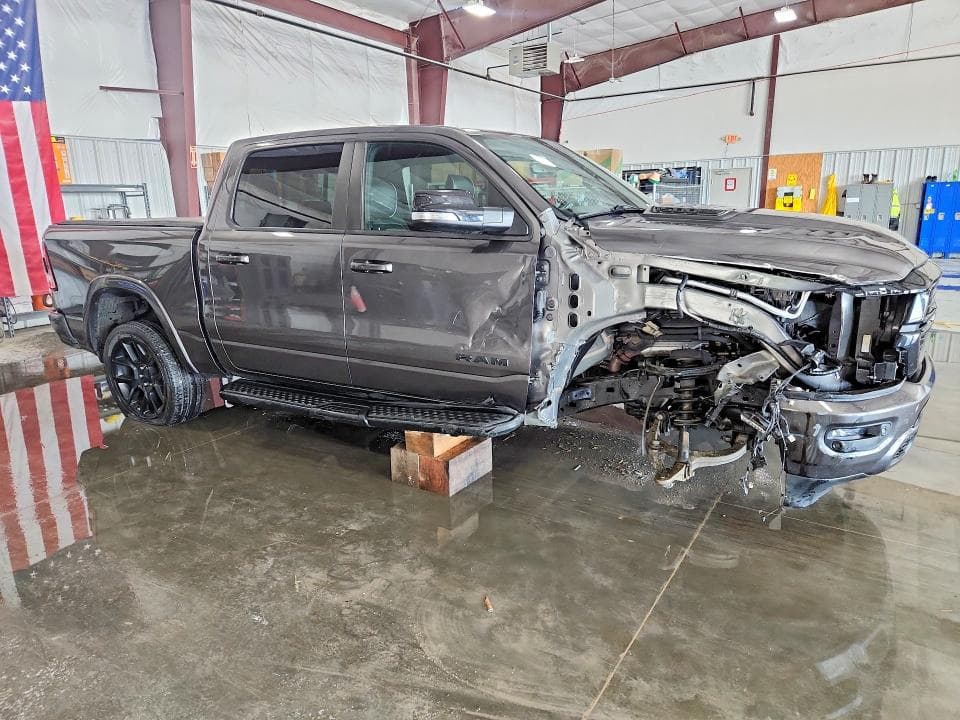 2022 RAM 1500 LARAMIE LARAMIE 4