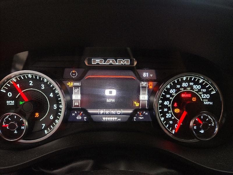 2022 RAM 1500 LARAMIE LARAMIE 9