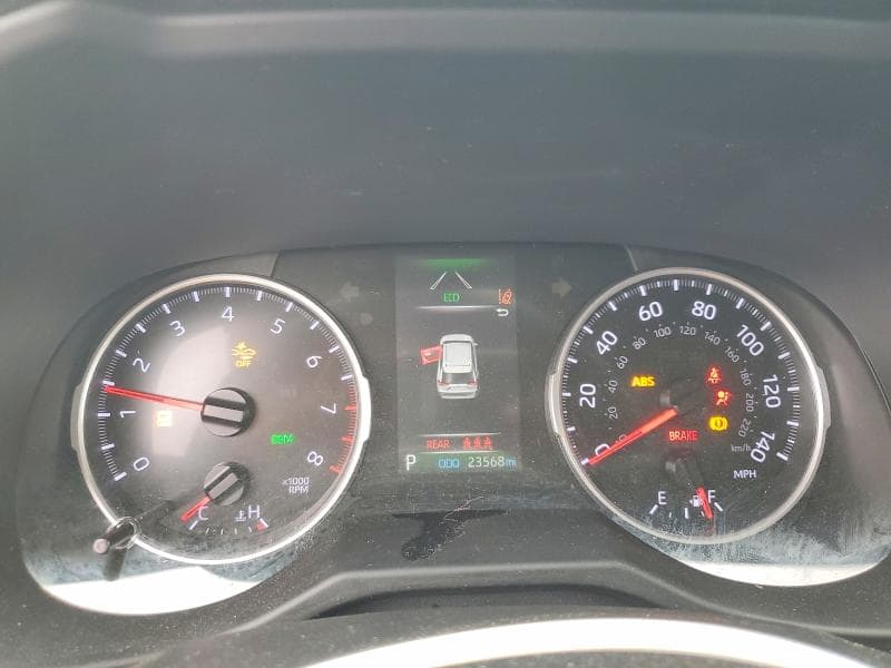 2021 TOYOTA RAV4 XLE 9