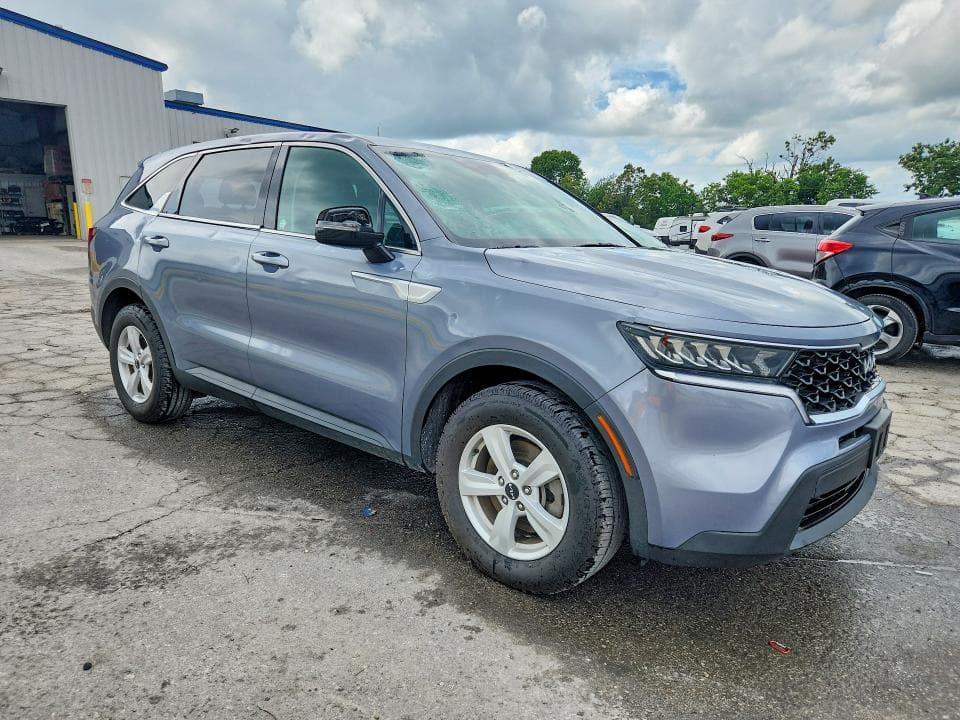 2022 KIA SORENTO LX 4