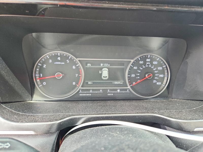 2022 KIA SORENTO LX 9
