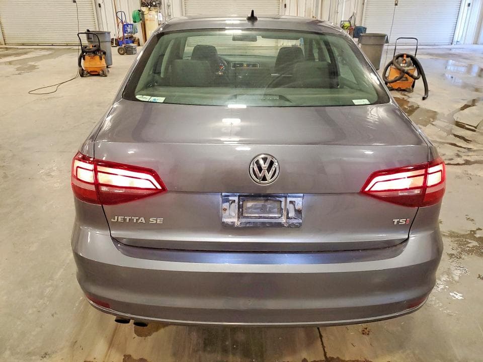 2017 VOLKSWAGEN JETTA SE SE 6