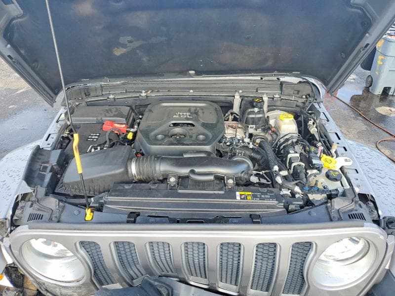 2020 JEEP WRANGLER UNLIMITED SAHARA 11