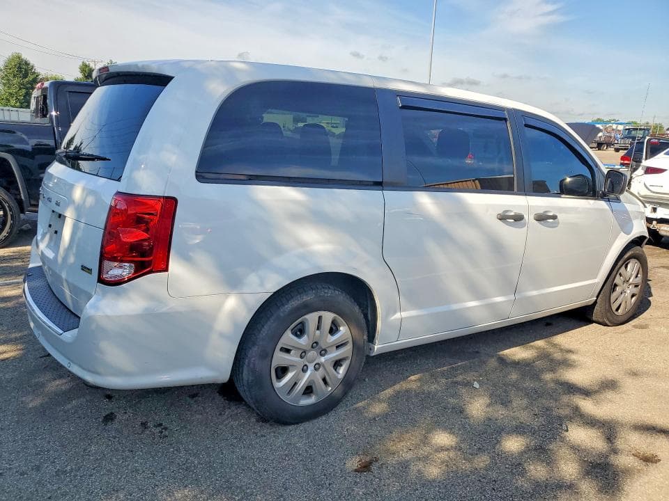 2019 DODGE GRAND CARAVAN SE 3