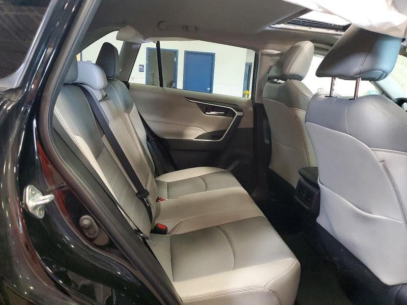 2020 TOYOTA RAV4 XLE PREMIUM XLE PREMIUM 11