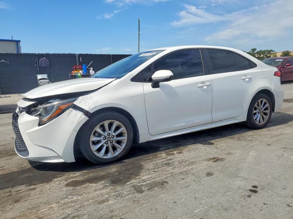 2021 TOYOTA COROLLA LE - 1