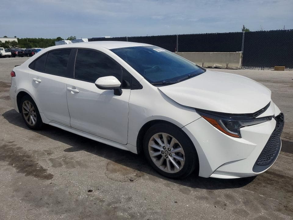 2021 TOYOTA COROLLA LE 4