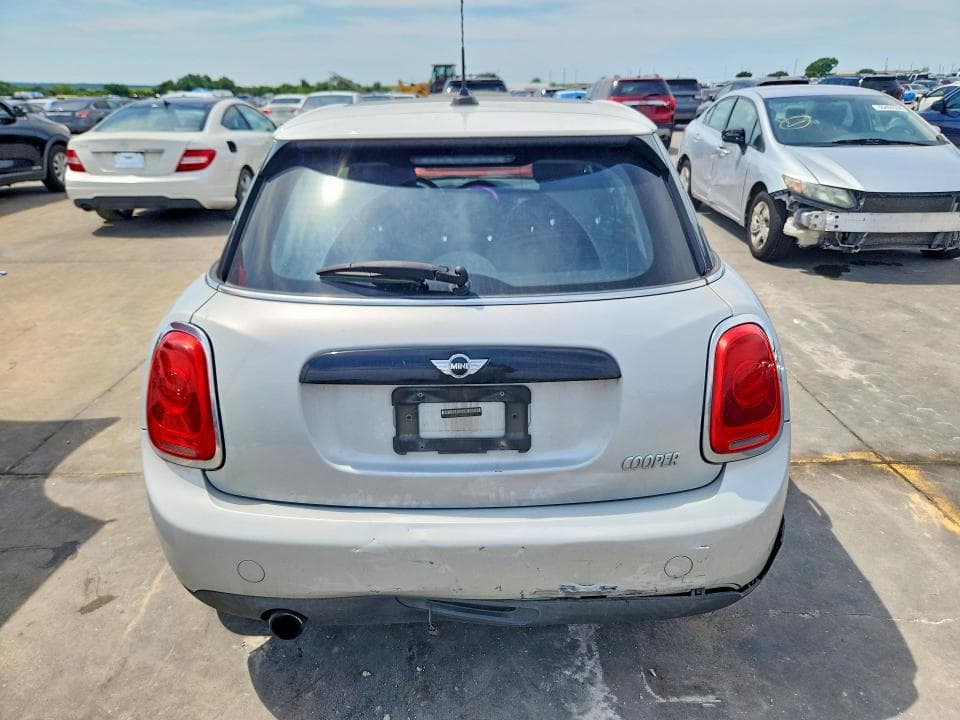 2017 MINI COOPER 6