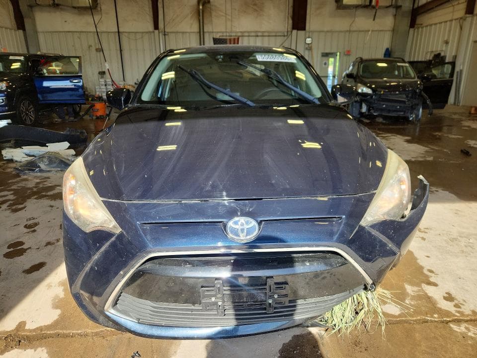 2018 TOYOTA YARIS IA BASE 5