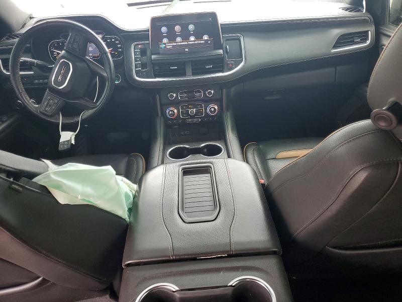 2021 GMC YUKON AT4 8