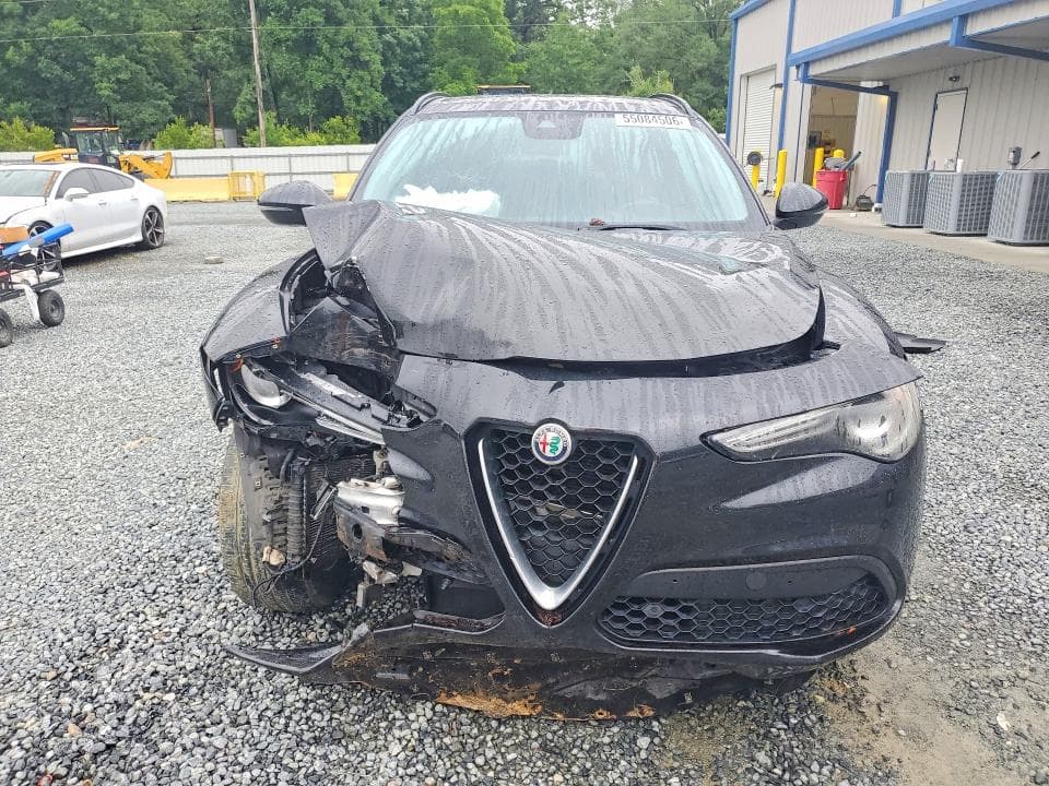 2018 ALFA ROMEO STELVIO SPORT SPORT 5