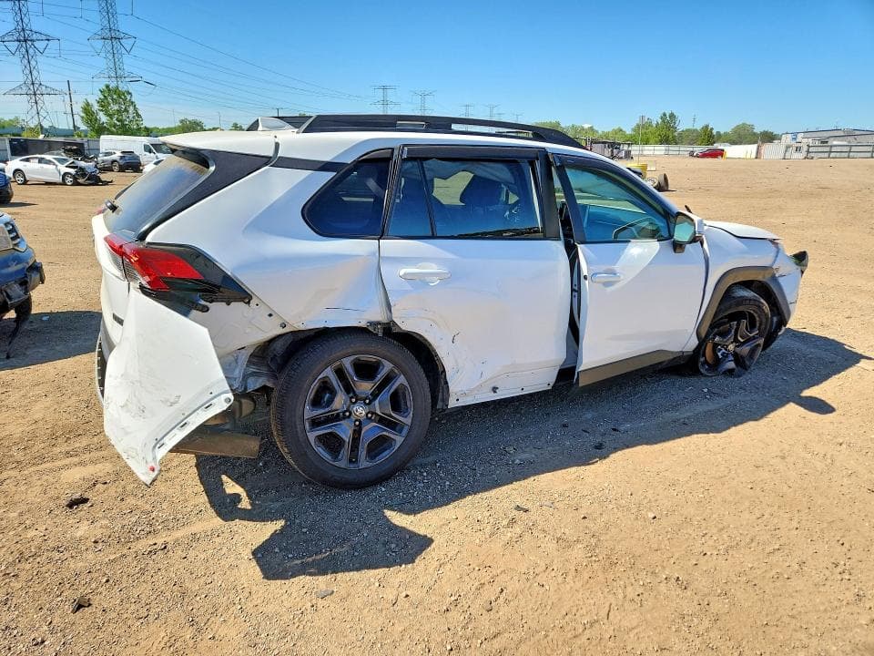 2024 TOYOTA RAV4 ADVENTURE ADVENTURE 3