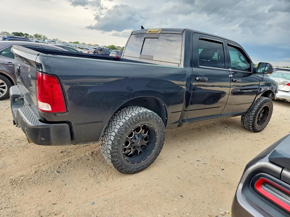 2018 RAM 1500 SLT 3