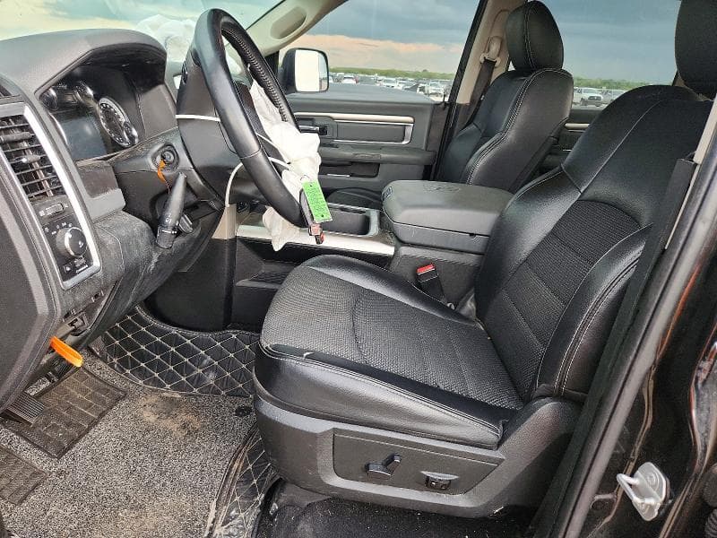 2018 RAM 1500 SLT 7