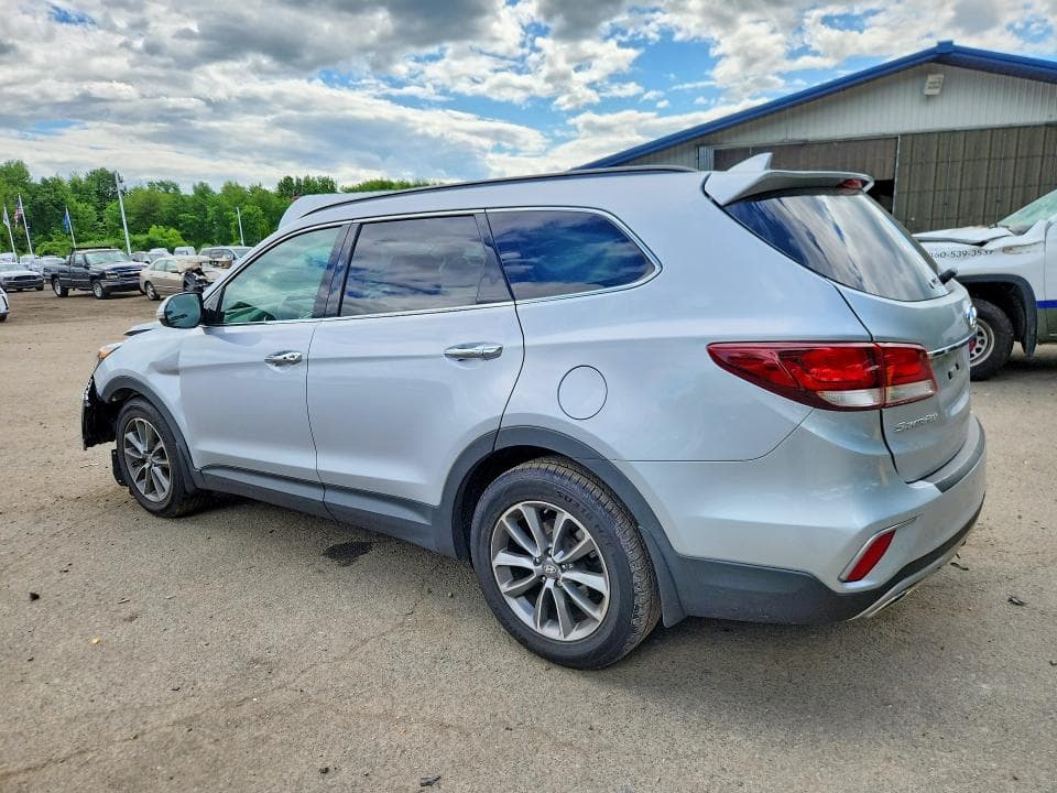 2018 HYUNDAI SANTA FE SE 2