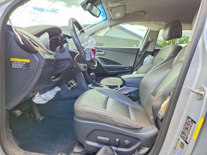 2018 HYUNDAI SANTA FE SE 7
