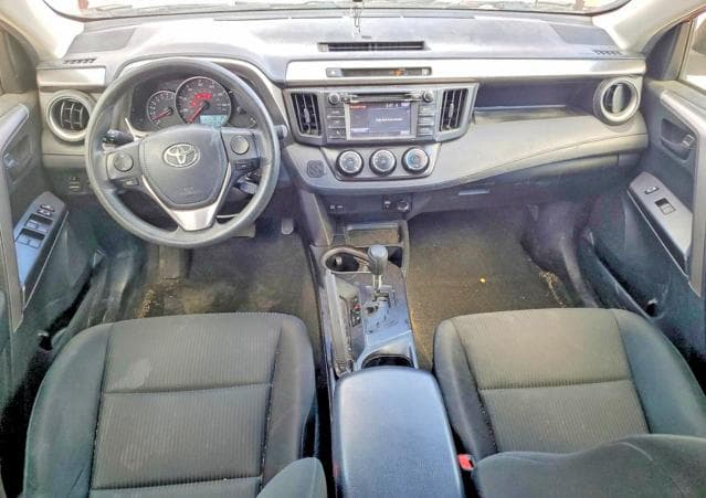 2016 TOYOTA RAV4 LE 8