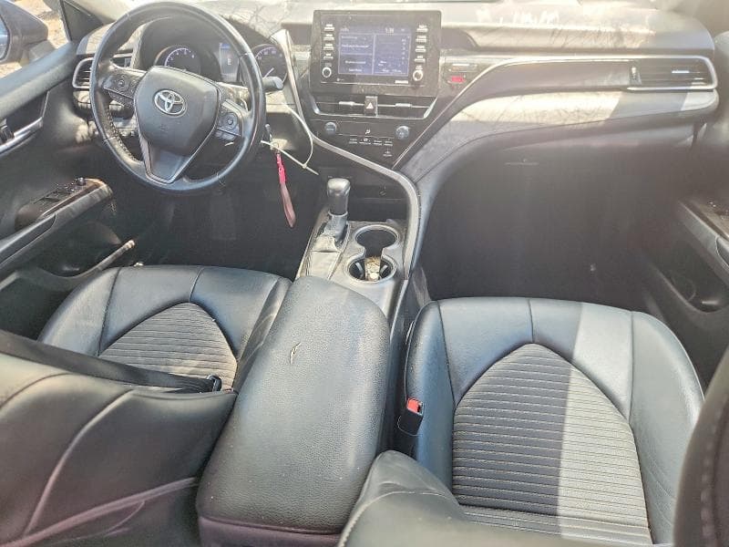 2021 TOYOTA CAMRY SE 8