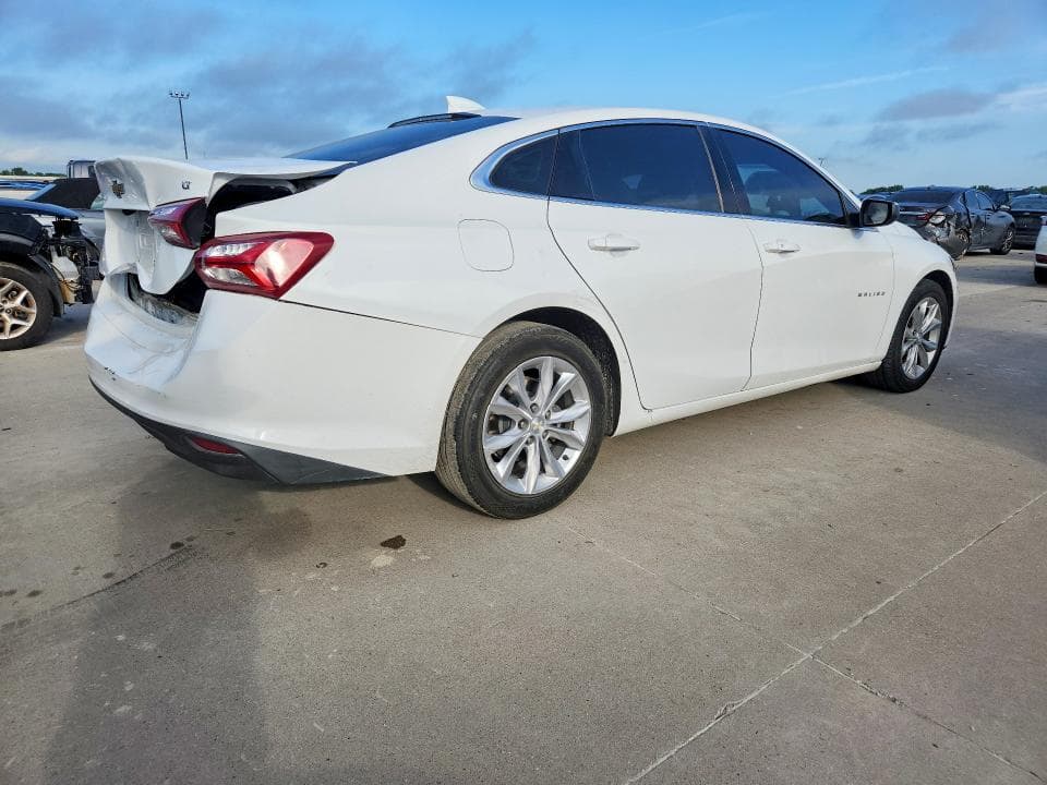 2022 CHEVROLET MALIBU LT 3