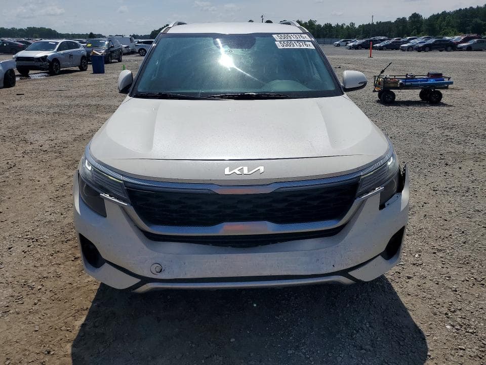 2023 KIA SELTOS S S 5