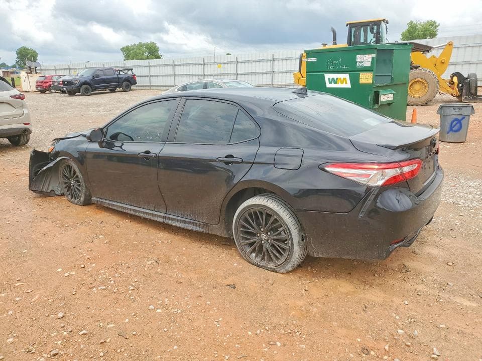 2019 TOYOTA CAMRY SE SE 2
