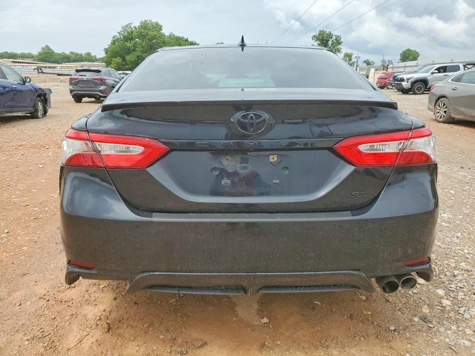 2019 TOYOTA CAMRY SE SE 6