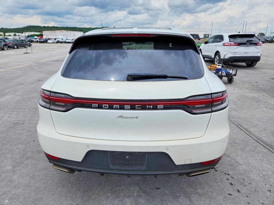 2019 PORSCHE MACAN 7
