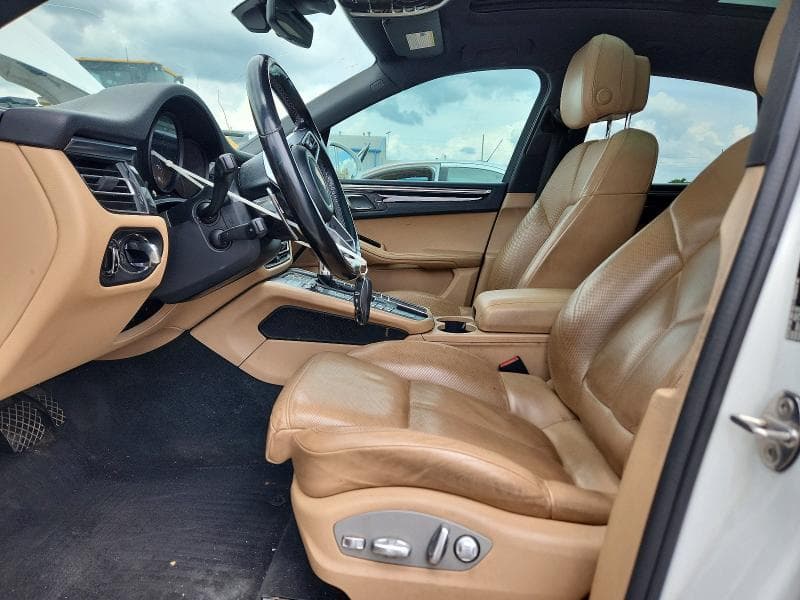 2019 PORSCHE MACAN 8