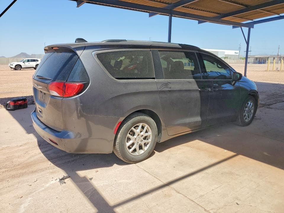 2021 CHRYSLER VOYAGER LXI 3