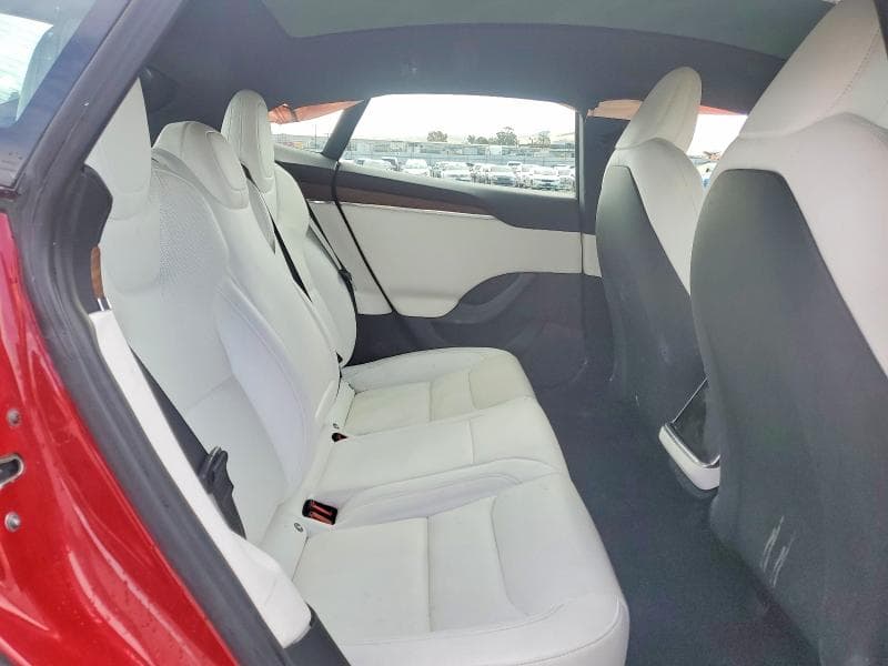 2021 TESLA MODEL S 10