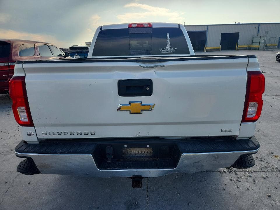 2018 CHEVROLET SILVERADO K1500 LTZ 6