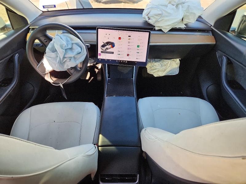 2021 TESLA MODEL Y 8