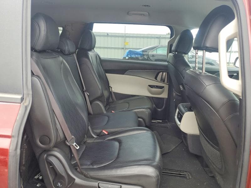 2022 KIA CARNIVAL LX LX 11