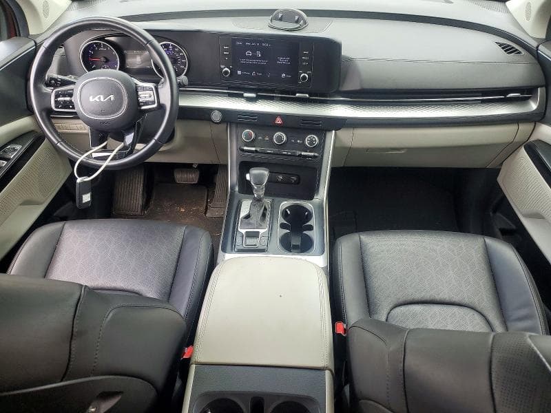 2022 KIA CARNIVAL LX LX 8