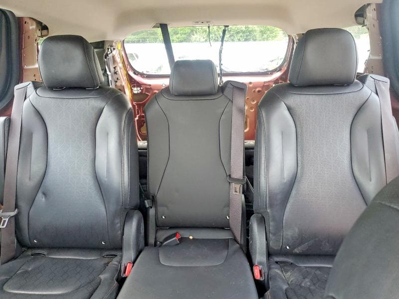 2022 KIA CARNIVAL LX LX 10