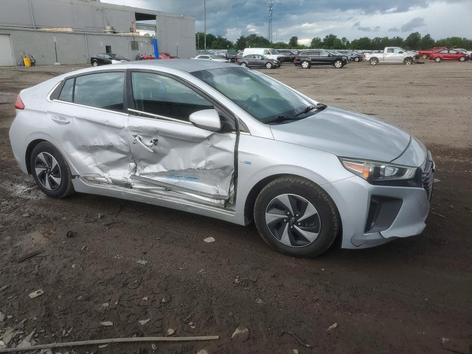 2018 HYUNDAI IONIQ SEL 4