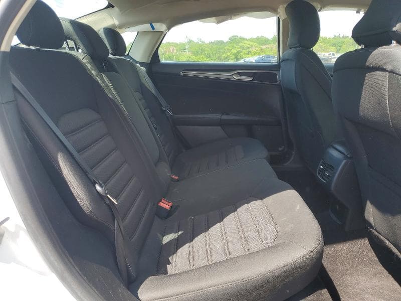 2019 FORD FUSION SE 10
